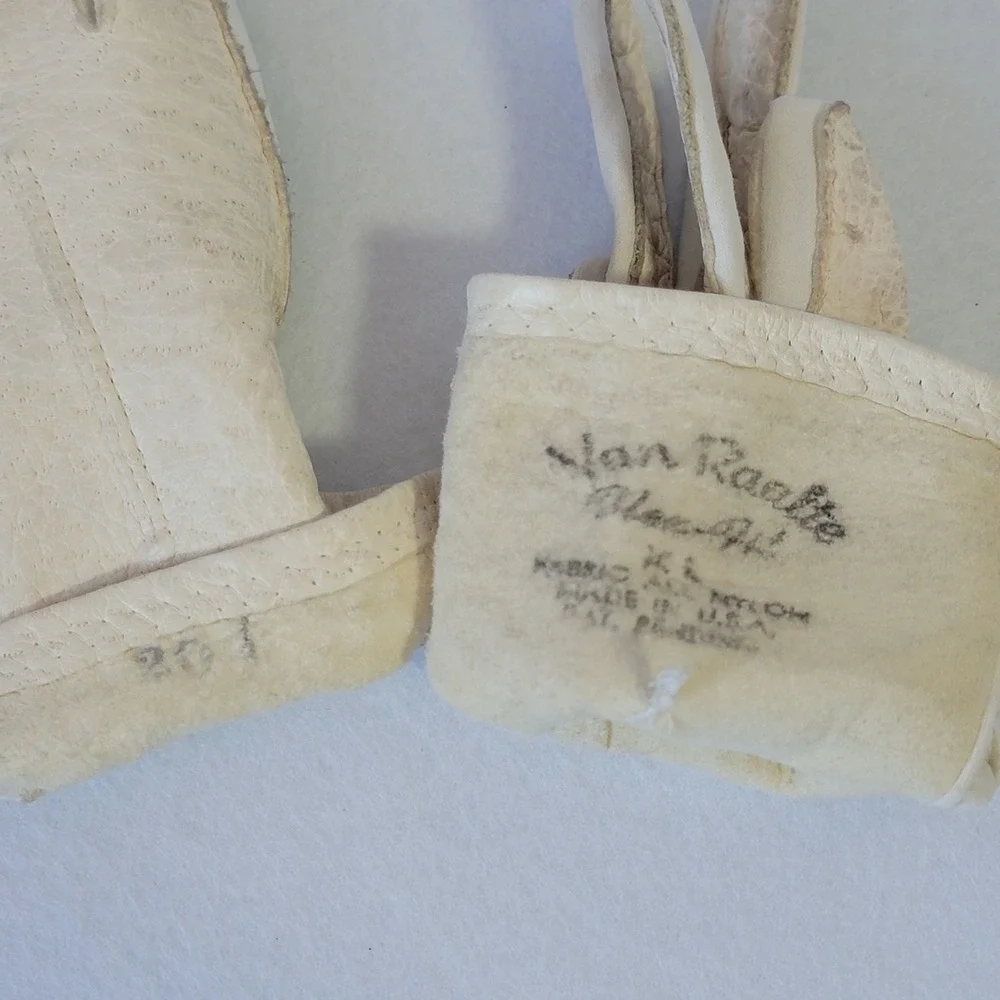 Vintage Van Raalte White Nylon Gloves Size XL Mid-Century Formal Flex Fit